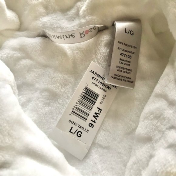 NWT White Plush Zip-Up Robe - Picture 3 of 6